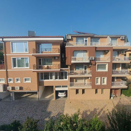 Guest House Rona - Free Parking And Sea View Свети-Влас Экстерьер фото