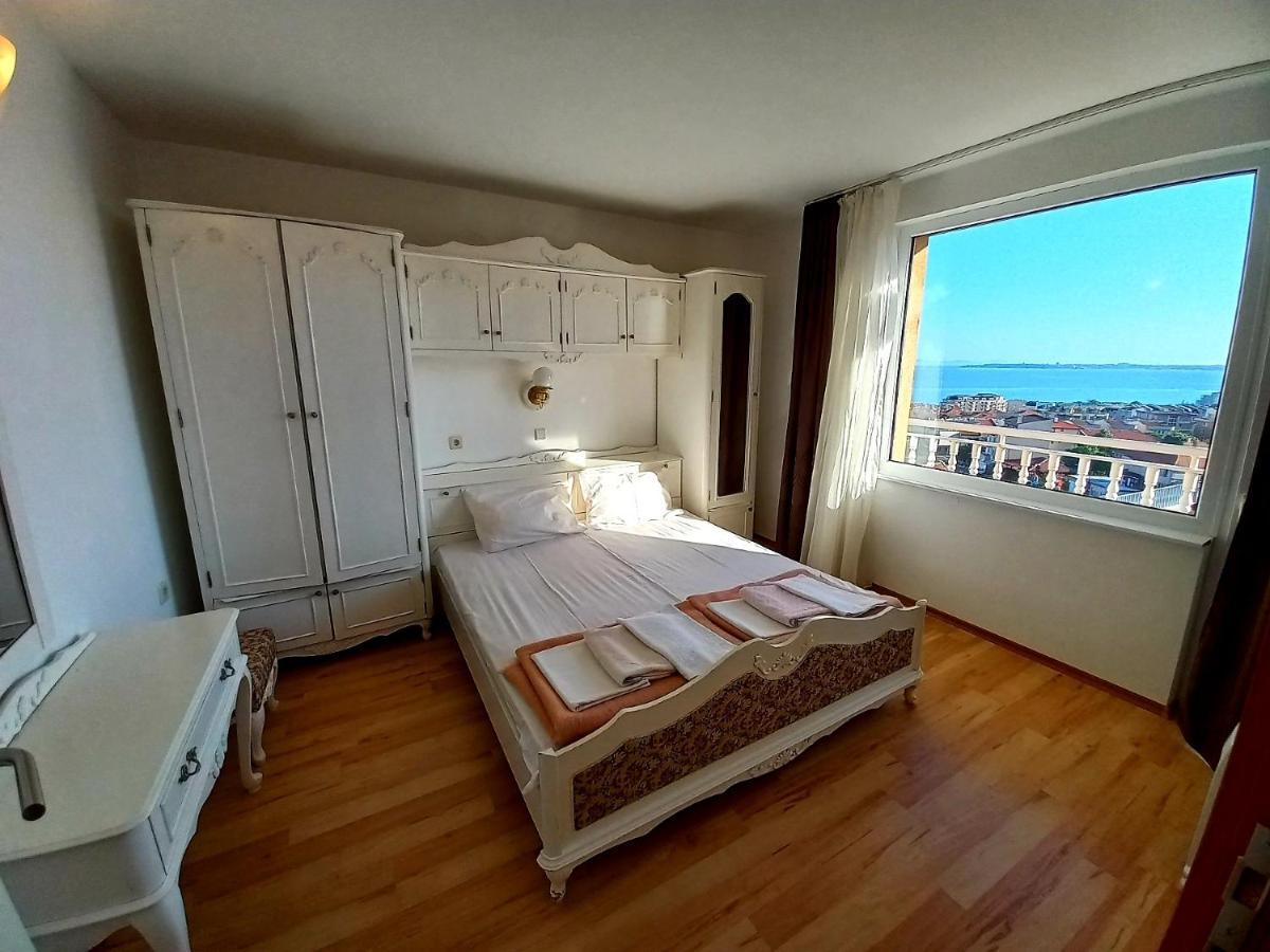 Guest House Rona - Free Parking And Sea View Свети-Влас Экстерьер фото