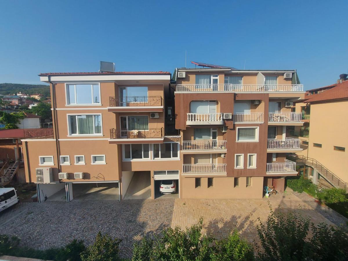 Guest House Rona - Free Parking And Sea View Свети-Влас Экстерьер фото