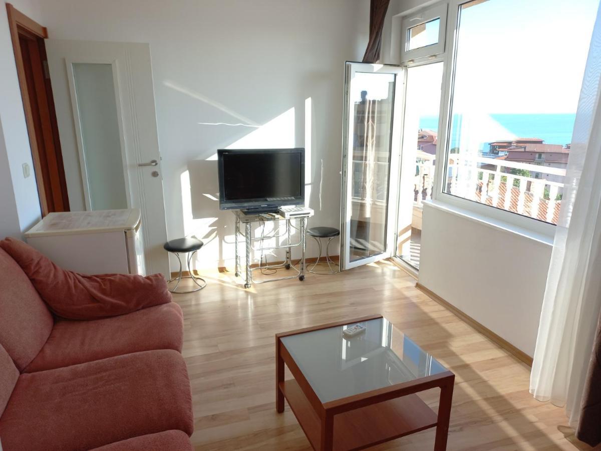 Guest House Rona - Free Parking And Sea View Свети-Влас Экстерьер фото
