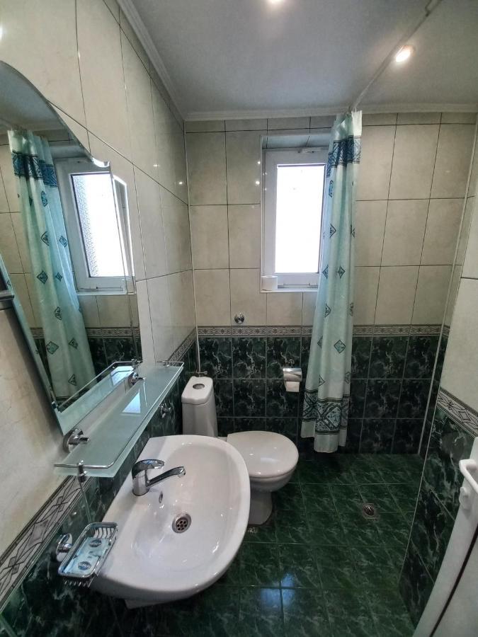 Guest House Rona - Free Parking And Sea View Свети-Влас Экстерьер фото